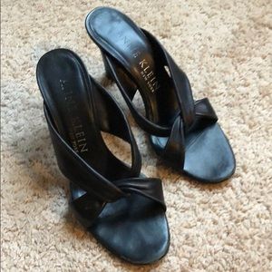Anna Klein shoes